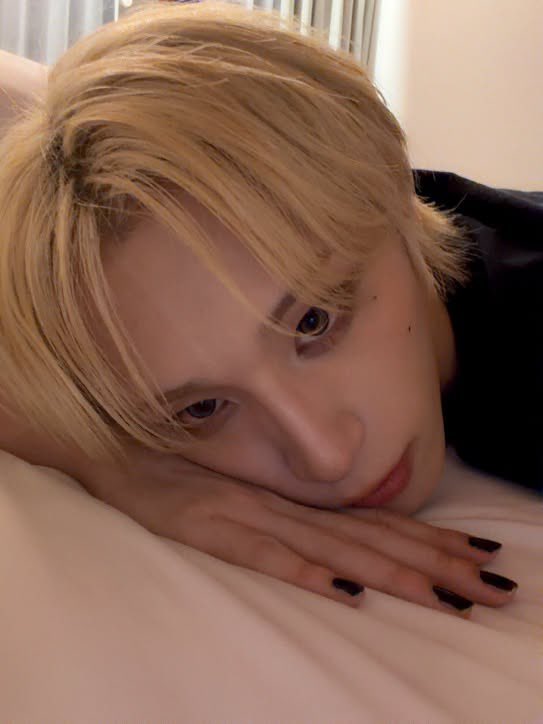 haruskit's tweet photo. imagine waking up to this every morning https://t.co/tgWqJac9YD