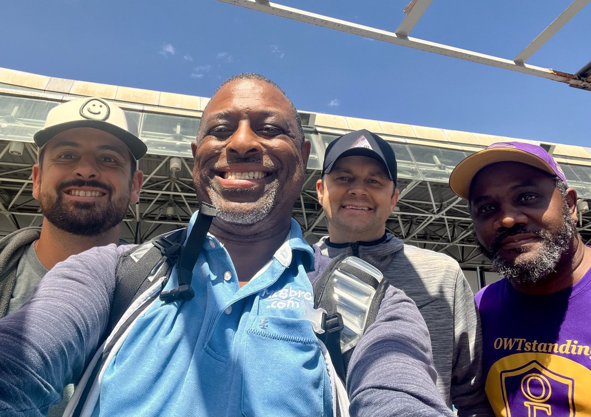 jonmachota's tweet photo. Cowboys vs. Ravens road trip https://t.co/U4xUeJcyRe