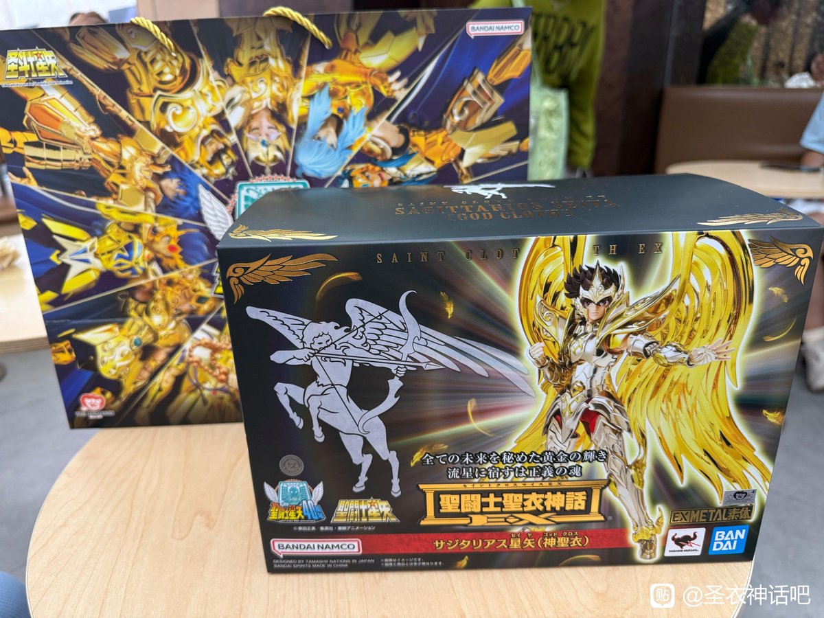 CesarinCool's tweet photo. Fotos de la figura de Seiya con el Cloth Divino de Sagitario Saint Cloth Myth EX Series que pudo ser adquirida en el evento conmemorativo por los 40 años de Saint Seiya en la Tamashii Nations Store Shanghai.
Recordemos que en el evento se mostrará la evolución del desarrollo de las figuras desde las Saint Cloth Series hasta las Saint Cloth Myth EX Series.
El evento se está realizando del 25 de septiembre al 4 de octubre en Shanghái, China.
Saludos
#saintseiya #seiya #knightsofthezodiac #kotz #loscaballerosdelzodiaco #masamikurumada #聖闘士星矢 #mythcloth #mythclothex #TamashiiWT #Tamashii15thWT #TamashiiNationsWorldTour #TamashiiNations #tamashiination2026 #t_n2026 #seiya40th