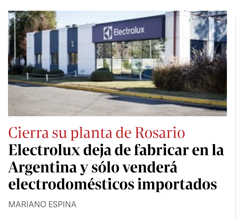 PregoneroL's tweet photo. Voy a corregir el titulo

"Imposibilitados de cobra sus electrodomésticos ensamblados con partes 100% chinas para revenderlos al triple de precio de afuera y sin poder coimear al gobierno para que prohíba las importaciones, Electrolux comienza a importar de manera directa" https://t.co/8IlsG1EHOA