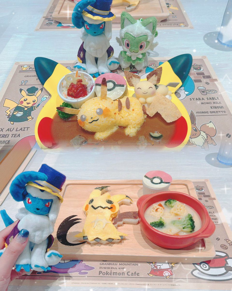 zarnk359's tweet photo. リニューアル後のポケモンカフェ行ってきた〜！！
ポットデスとヤバチャの紅茶が奇跡的にアブソルのお洋服とマッチしててとても可愛い🫖
ピカチュウも特等席で見れて☺️ https://t.co/UQmkZp2P9L