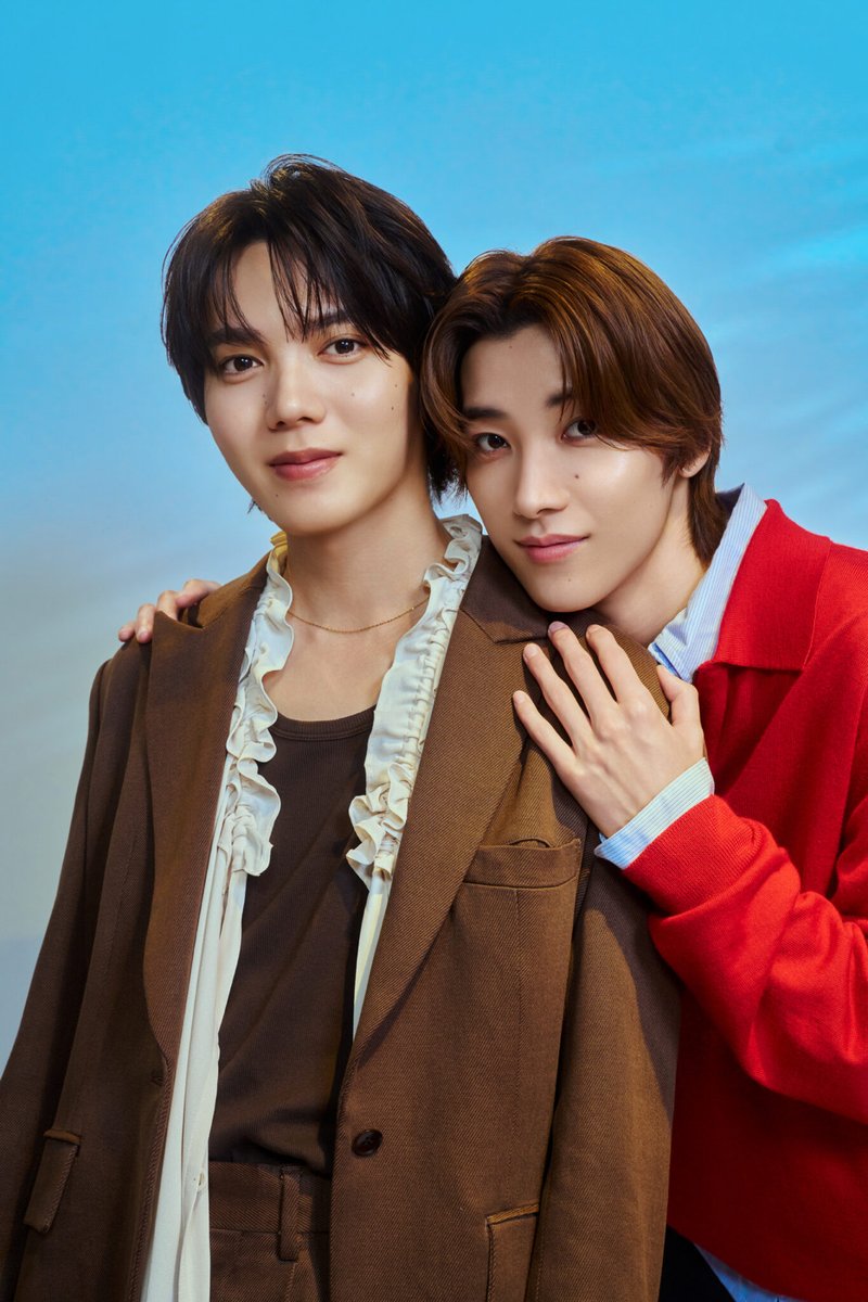 jjss2222fg's tweet photo. Emo!miu 인터뷰도 읽다가 재밌었던 부분🥹
1. 서로를 주인공으로 소설을 쓴다면? : 코사쿠는 큰 키와 분위기가 잘 어울리는 료토로 히어로물, 료토는 귀엽고 학생다운 코사쿠로 학원물을 써보고 싶다고☺️ 서로를 바라보는 이미지가 확실해서 재밌음.
2. 둘은 《인싸집단》에서 처음 만났는데 촬영하면서 금방 가까워졌고, 같이 밥도 먹으러 다니면서 더 친해졌다고. 인터뷰 볼수록 촬영하면서 실제로 가까워진 과정이 보여서 좋다🥹 

https://t.co/CKKjnIxxms 
#陽キャ集団