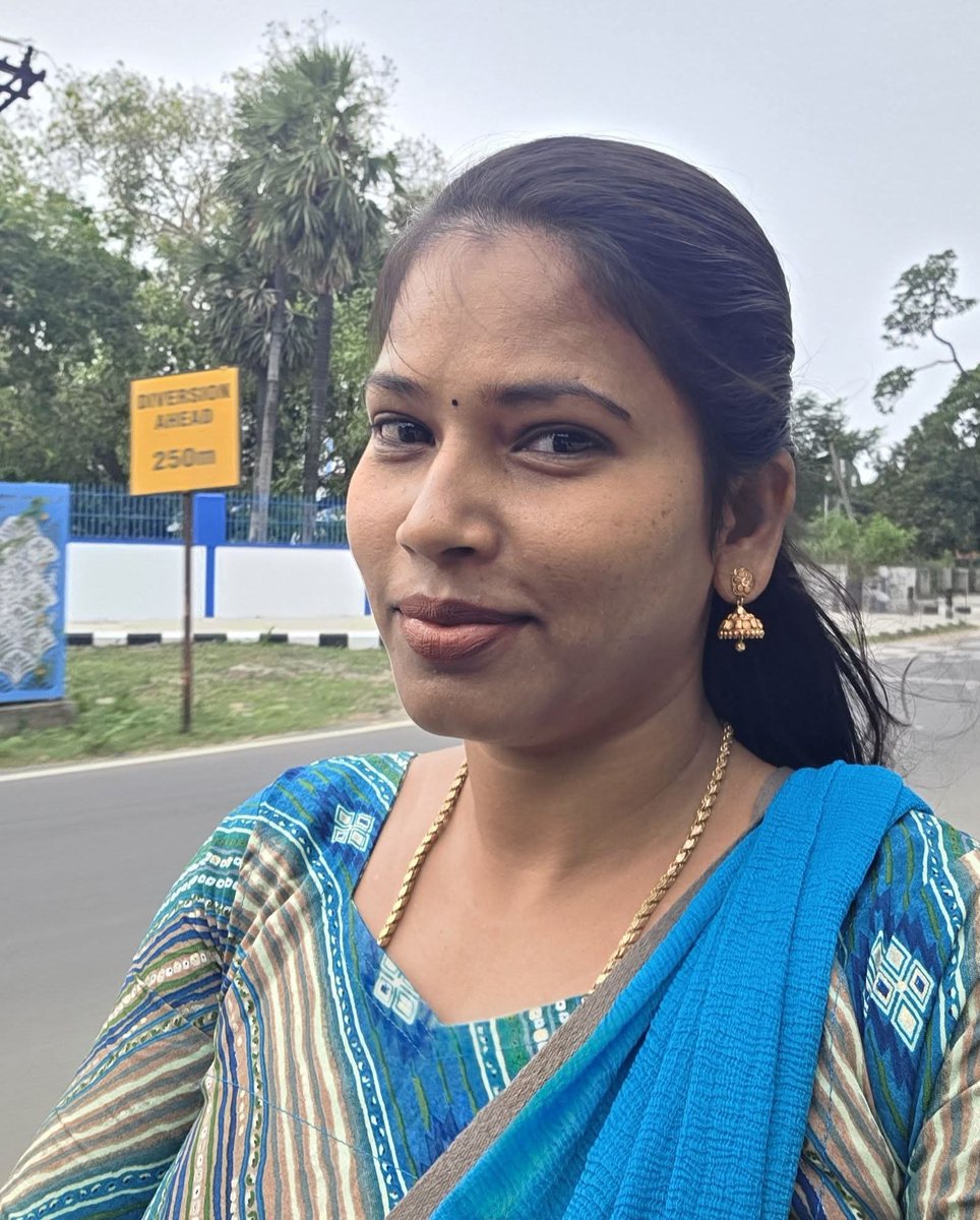 TamilCouple2's tweet photo. https://t.co/eqbKZsRPLN
