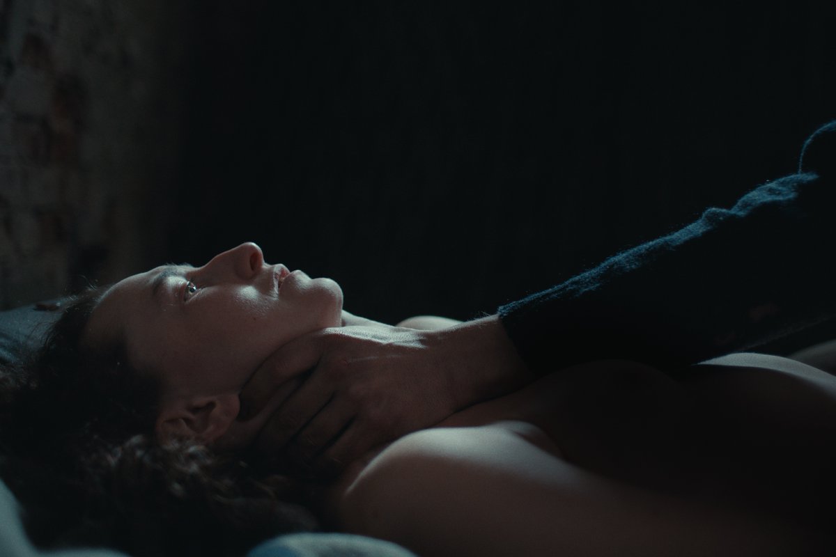 VIMOOZ's tweet photo. Denmark has submitted May el-Toukhy’s WOMAN UNKNOWN as the official entry for Best International Feature Film at the 99th Academy Awards.

Marie, a young nanny and housemaid, is about to marry the wealthy older widower, Christian, for whom she is working. But Marie guards a shameful secret. During World War II, she was in an intimate relationship with a German soldier. Now Marie’s past threatens to catch up with her.