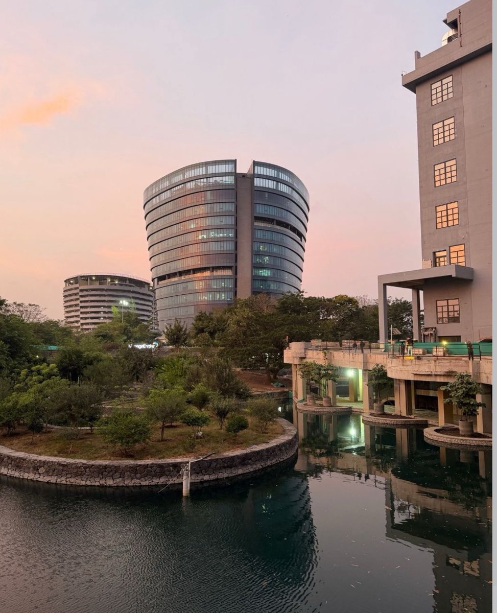 UpdatesChennai's tweet photo. Zoho’s upcoming Chennai campus which has been designed on classic Europe architecture will be open not only for employees but also for the public on the weekends. It has a lake, 5 acre dense forest in working too... #Chennai #Zoho https://t.co/JIXAJm5Z1m
