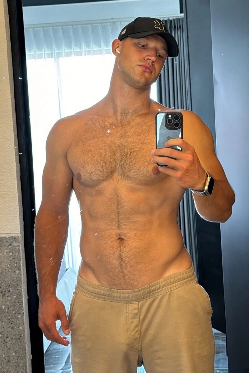 Masterwills9_0's tweet photo. Who needs drains🔥💪 https://t.co/LIudKPcLXi