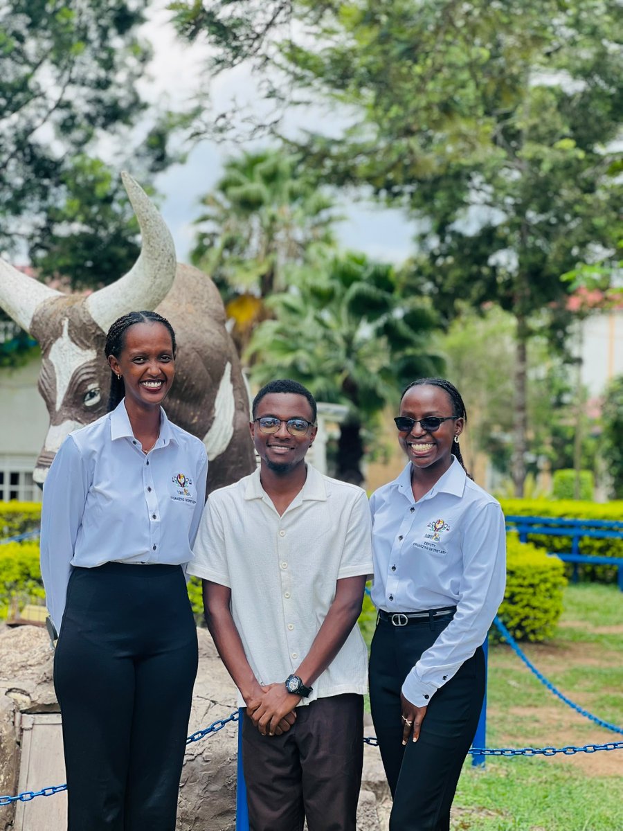 PKabahinda's tweet photo. Today a team from @mbupsa at MUST visited Mbarara High School/ the Kraal / Bulls empire to talk about the Diversity of the Pharmacy Profession and mentor the young scientists.
In celebration of World Pharmacists day https://t.co/wu1Ucmv8Qa