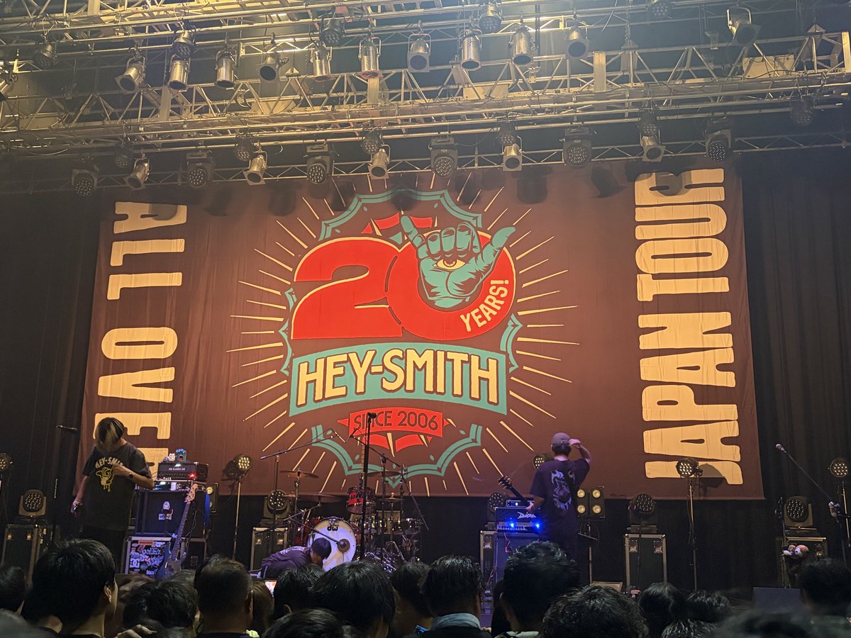 azukienoki's tweet photo. HEY✖️04

HEYのフロアはヤバいの一言
遊んでくれた皆さまありがとうございました！！ https://t.co/NvcEaa3jd4