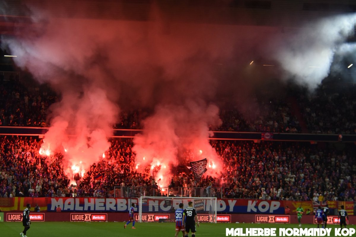 UltrasMadeinFR's tweet photo. ⚽ Caen - Rouen (Ligue 3)
📢 Malherbe Normandy Kop avec plusieurs animations dans le derby normand !
📆 Jeudi 24 septembre https://t.co/BwmBQ69vTX