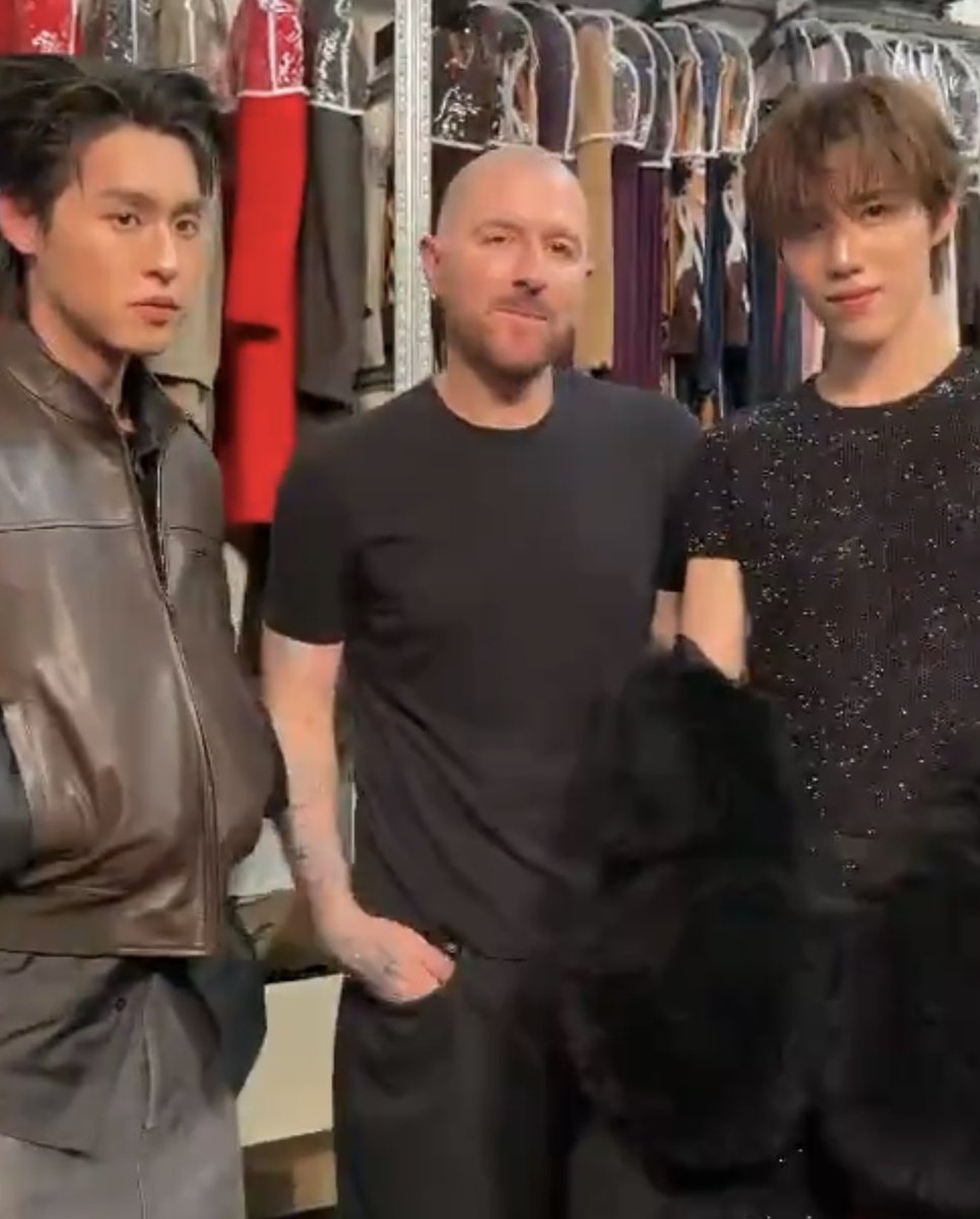 bkpphome's tweet photo. คีพคู่สาขาไทย                    คีพคู่สาขาต่างประเทศ https://t.co/VFOb7aDcm4