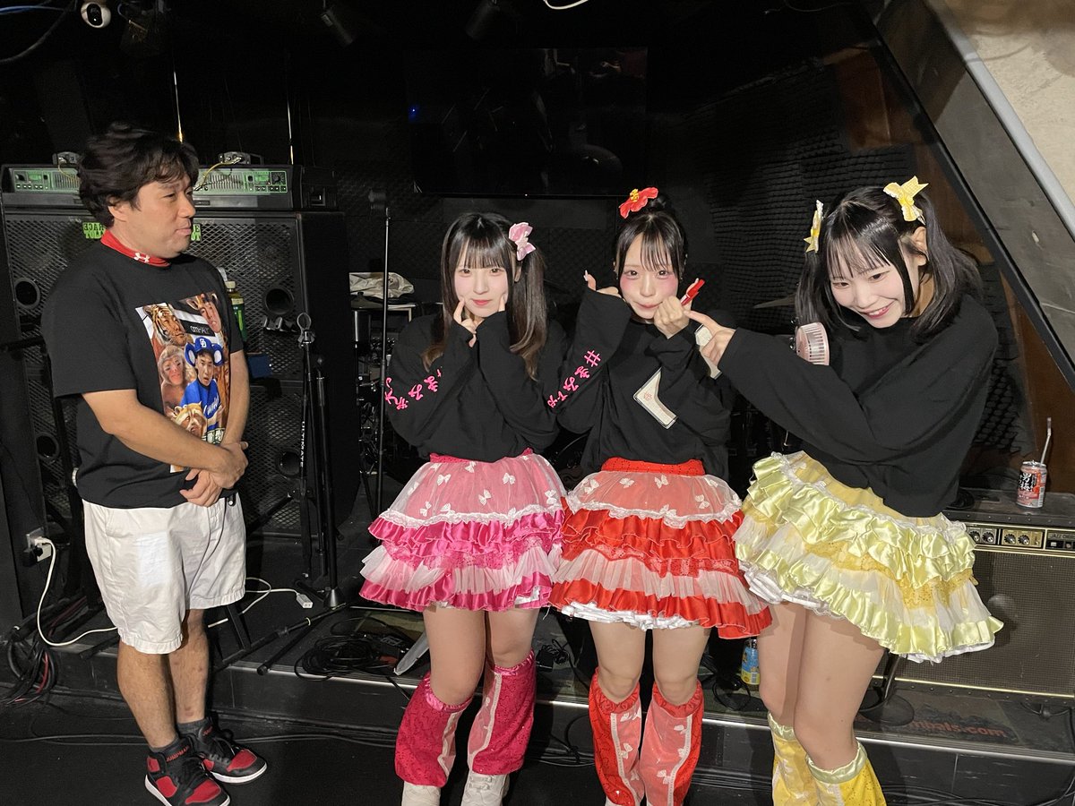 tsukas_pan's tweet photo. ちなみにこの時の寝るタコは視察込みでした。 https://t.co/KUoVpdXt5x