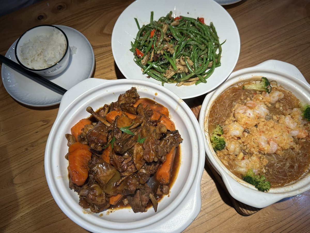 Scallopxyz's tweet photo. 出逃日记之中秋特别篇
和朋友逃掉学校晚会出门觅食的一天^^ https://t.co/NknmUYQdlU
