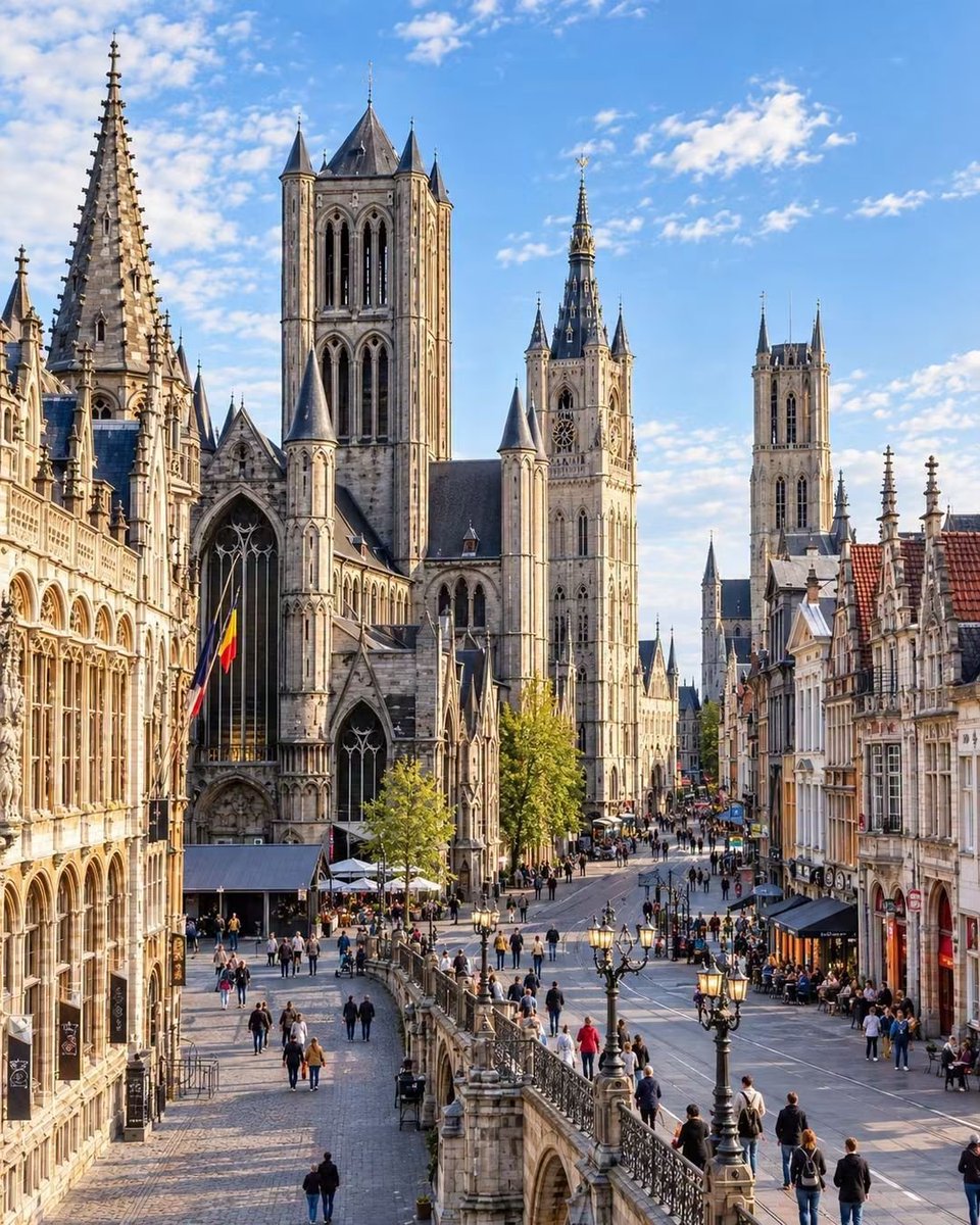 TraveLViewnS5's tweet photo. Ghent Belgium 🇧🇪 https://t.co/JOZfzrHjR2
