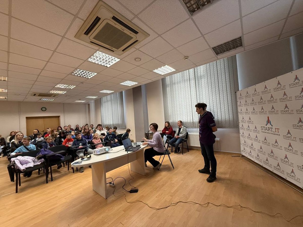 Lviv_Start_IT's tweet photo. НАБІР «ОСІНЬ-2026» В АКАДЕМІЇ СТАРТ_ІТ: НАВЧАЄМО ТАК, ЩОБ ШТУЧНИЙ ІНТЕЛЕКТ СТАВ ДРУГОМ ДИТИНИ, А НЕ КОНКУРЕНТОМ
https://t.co/WwXVrDRNgu https://t.co/gIIEx30bJt