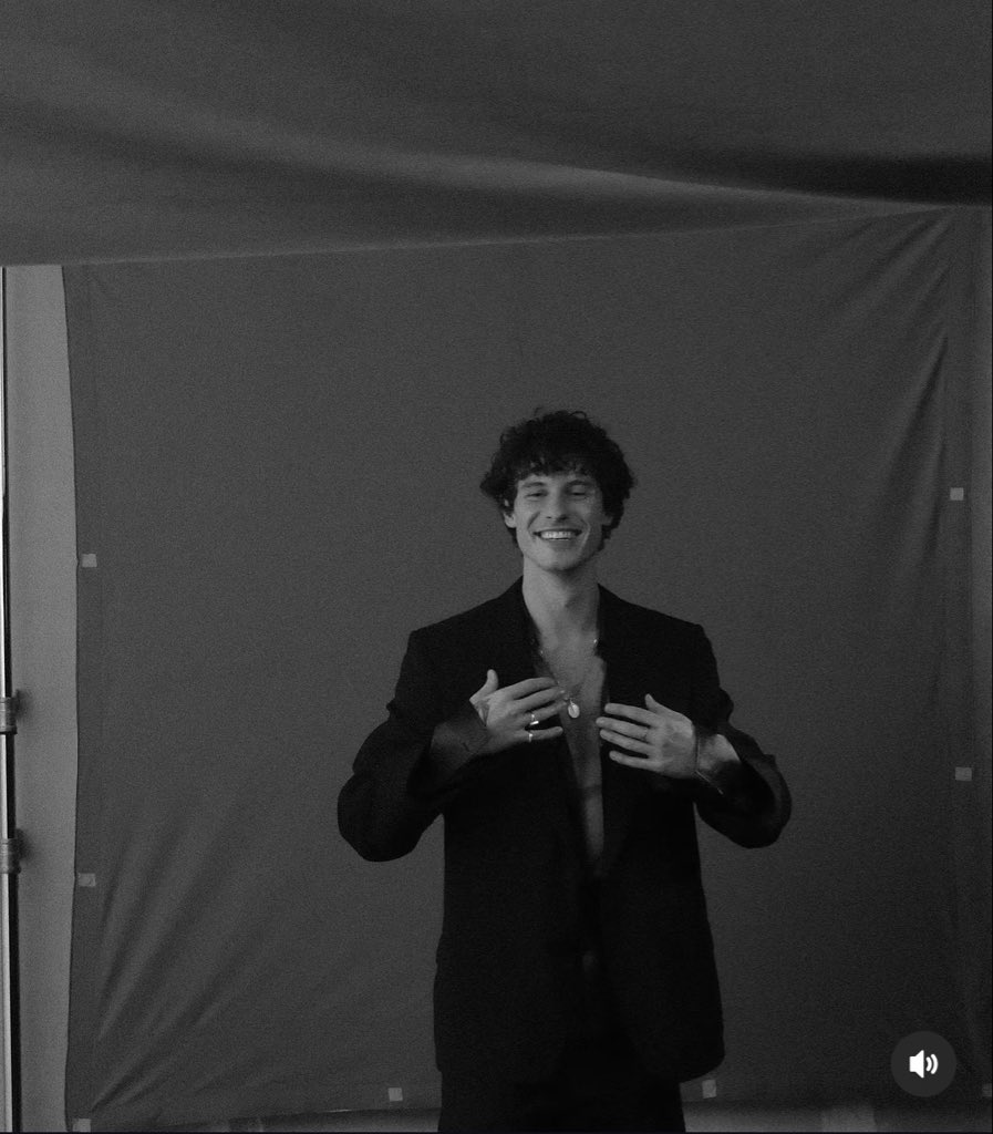 MendesNotified's tweet photo. Shawn via his Instagram 🥹🤍 https://t.co/hoYgSTvgXI