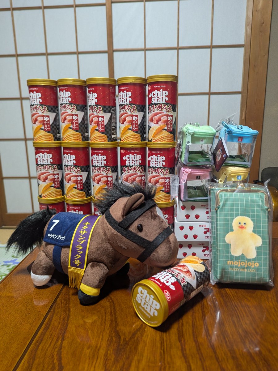 umikuma758's tweet photo. Ｇ線してきました🏗️🐻✨
栄一チャレンジ💰️💦

御馬様お散歩ケース
緑1800  桃1200
空2300  黄1500
脚動くｷﾀｻﾝﾌﾞﾗｯｸ  800
アヒルスマホウォレット 1200
ﾁｯﾌﾟｽﾀｰ4個☓4→800
ｱﾎﾟﾛ3箱→400

#Ｇ線の熊 #10000 https://t.co/uUtPe2Y32Q