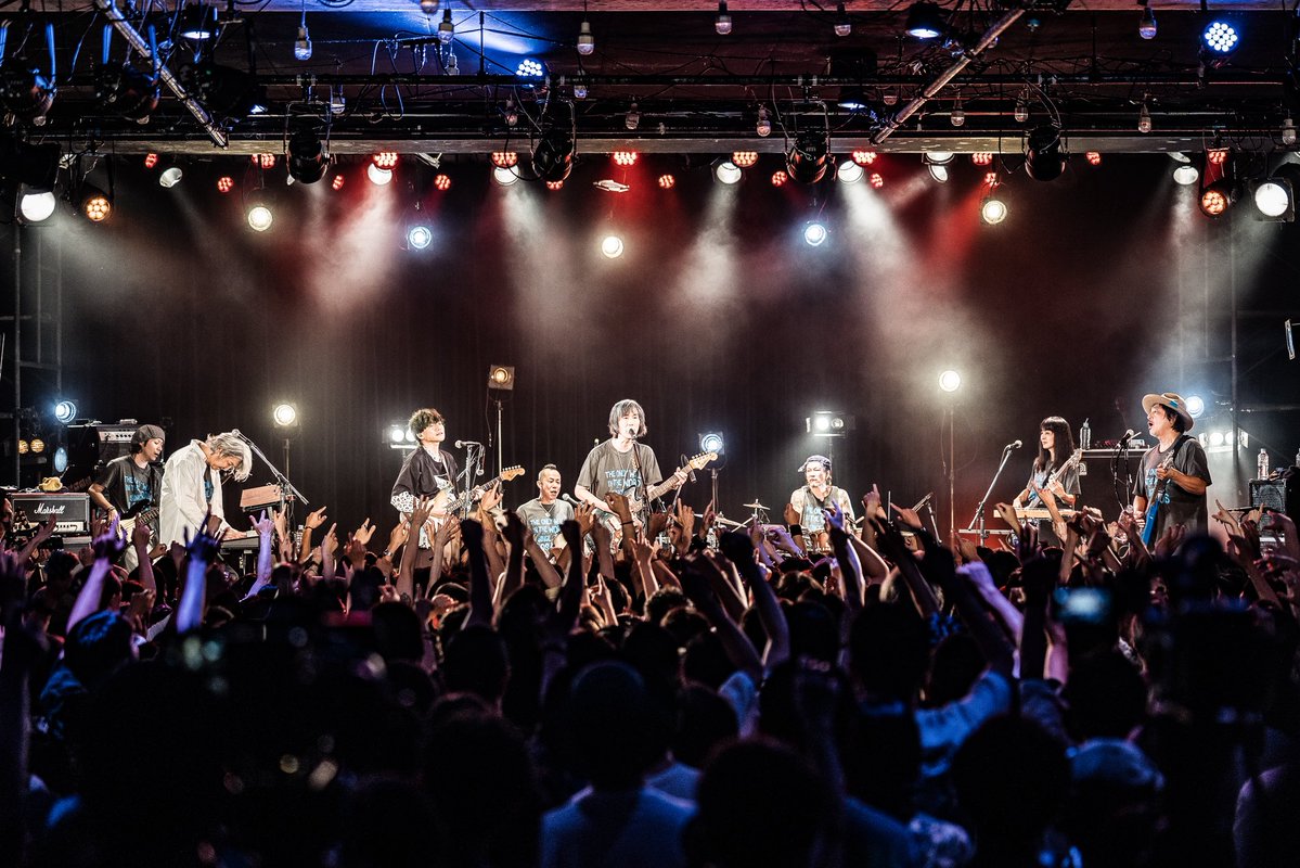 LOSALIOS_band's tweet photo. 🥁LOSALIOS × The Birthday🥁
「WEEKEND LOVERS Begins」
THANK YOU!!!

Instaにもphoto 多数掲載！
https://t.co/dcvLDgbuCv

#LOSALIOS #ロザリオス
#TheBirthday
#WEEKENDLOVERS

photo by @george_ojisan https://t.co/EXdRKanO2w