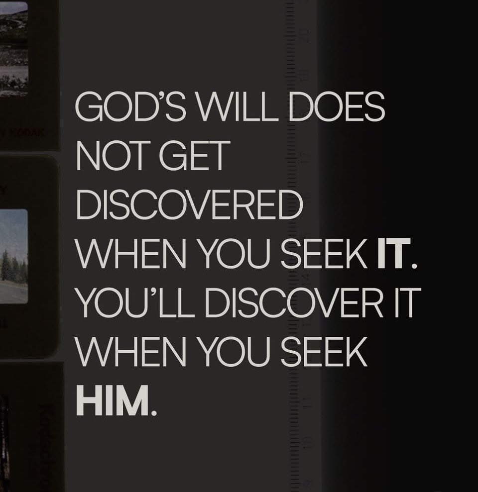 NikitaKoloff1's tweet photo. "He is no fool who gives what he cannot keep to gain what he cannot lose." Jim Elliott … Discovery comes in pursuit of Him. The more you know Him, the more you understand Him, the more you become like Him. We then become clay in the hands 🙌🏻 of the Potter. #HesHereToHelp #TGIF https://t.co/BH29B75z7m