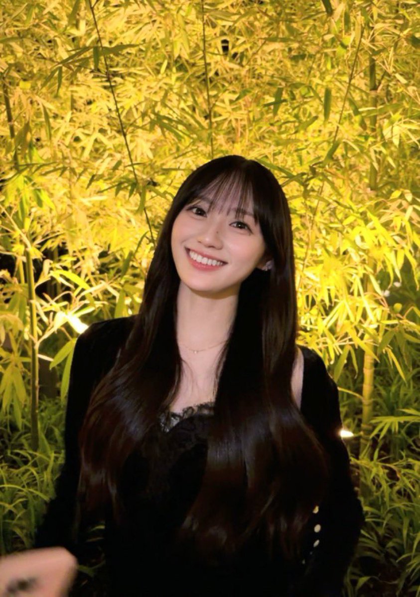 lime__0417's tweet photo. お姉さんさく綺麗すぎます
 #sakutangram 
 #さくのふく https://t.co/BkL6pOInwT