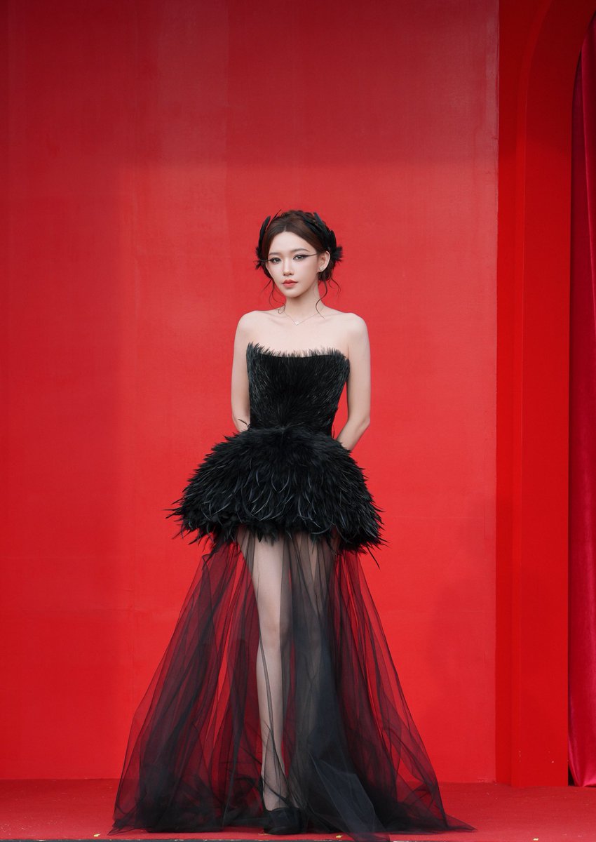 IvaIvazhuang's tweet photo. #ChengXiao #程潇 #성소 team weibo 25 09 2026

Cheng Xiao was invited to attend BAZAARGALA2026 and was honored with the title of "BAZAARGALA Style Actress" 🏆  New Game，New Play， Unlock more diverse styles! https://t.co/lv2G7iRFKP