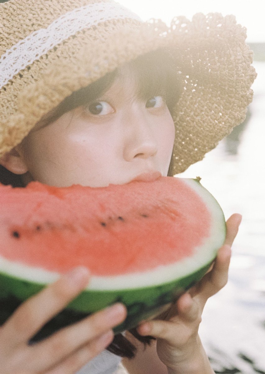 _shimizurin_'s tweet photo. 🍉 https://t.co/Cpe8BLawEd