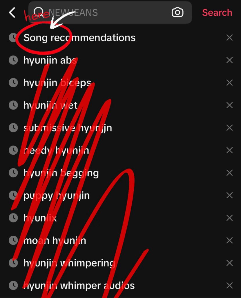 iwantnoodlesszz's tweet photo. does anyone have good song recommendations i wanna add new ones to my playlist https://t.co/oclZOiklVp