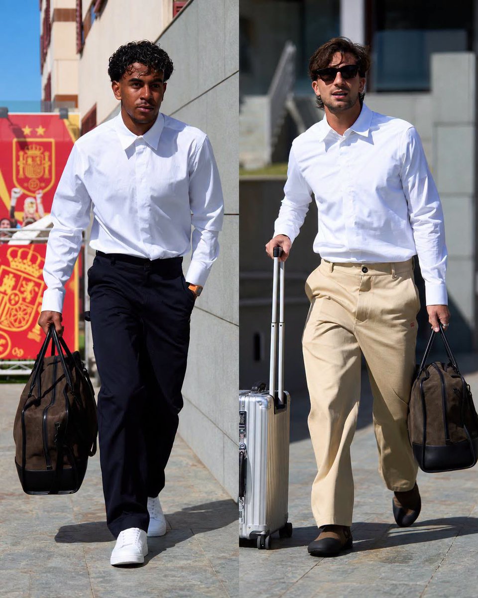 Footballtweet's tweet photo. 🚨 The World Cup winners have arrived in England. 😎🇪🇸 https://t.co/4KF9XckxsJ