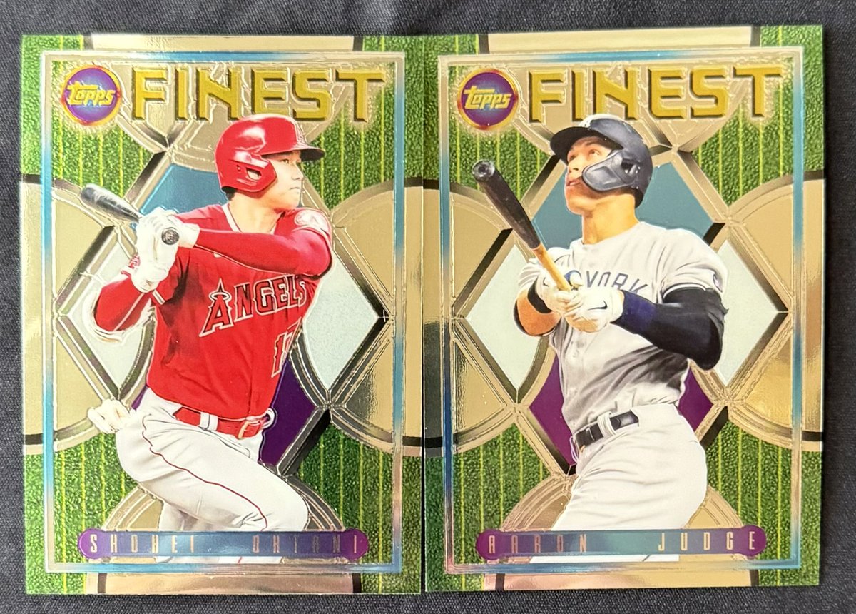 BobbyMarbles's tweet photo. Week 3 of the Friday Football Giveaway is now live !
Both cards go to the lucky winner back to back MVP’s just like and follow ! Tell your friends and enemies ! https://t.co/pmsbWc6pf9