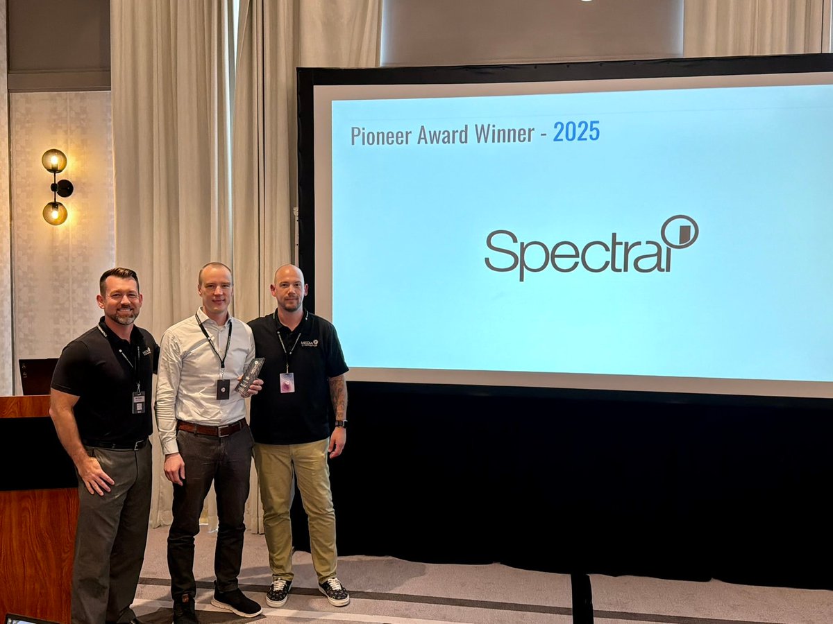 ImageAnalysis's tweet photo. Congratulations to Spectral AB, recipient of our 2025 Pioneer Award! 🏆

Based in Sweden, Spectral is a valued partner in our work to connect with the scientific imaging community through webinars and more.

#MediaCybernetics #ImagePro #SpectralAB #PartnerAwards https://t.co/A1xZe2kqpN