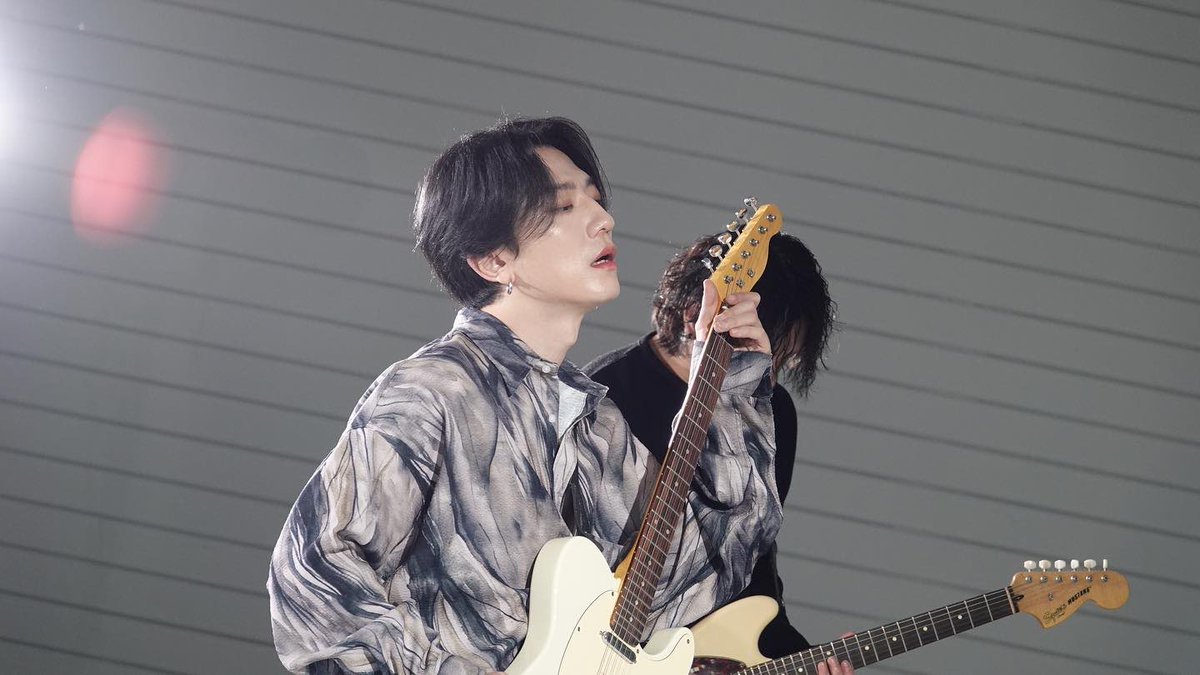 Soundscape26's tweet photo. 개인적으로 흐늘흐늘거리는거 다 좋아함 https://t.co/0P9mcrl947