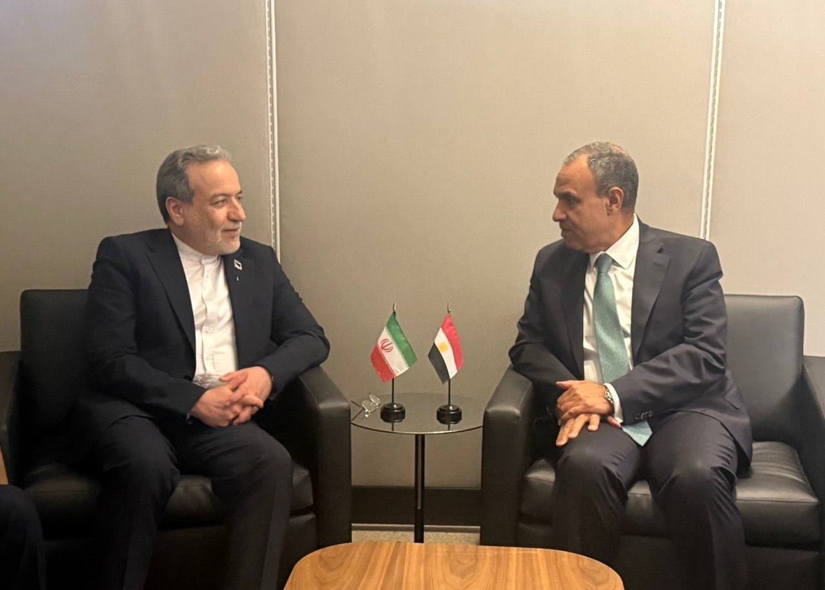 SinaToossi's tweet photo. One striking takeaway from @Araghchi’s UNGA meetings: regional states, including some directly attacked by Iran, still are intent on engaging Tehran diplomatically. He met the Saudi, Jordanian and Egyptian FMs, among others, as well as the Arab League chief. https://t.co/GSaRvRXhrY