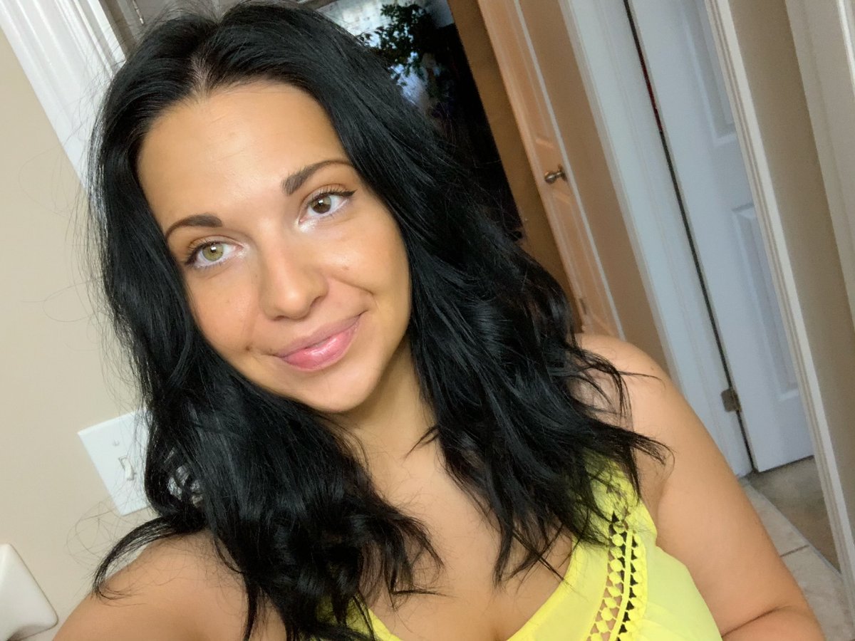 tinselhag's tweet photo. happy fried-egg !!!🍳

lmao. the after effects of cutting my own hair the other day...more than 6 inches. it's so crooked so i have to go to my sylist to fix. womp womp. https://t.co/bVh1uN4TNF