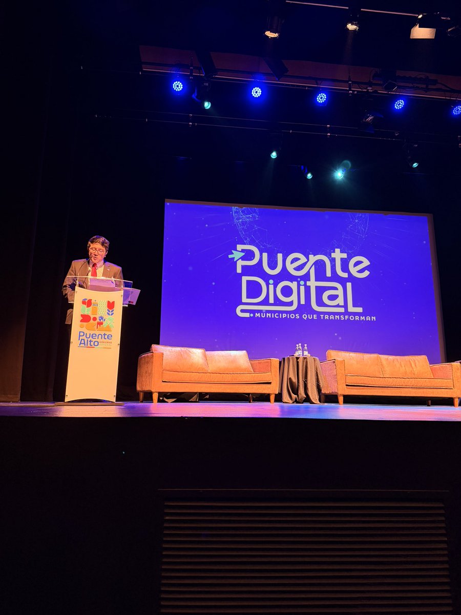 fmancinirt's tweet photo. Hoy en el evento #puentedigital2026 @ChiletecOrg https://t.co/ODbm215Qf4 https://t.co/ZQxGXpfvCz