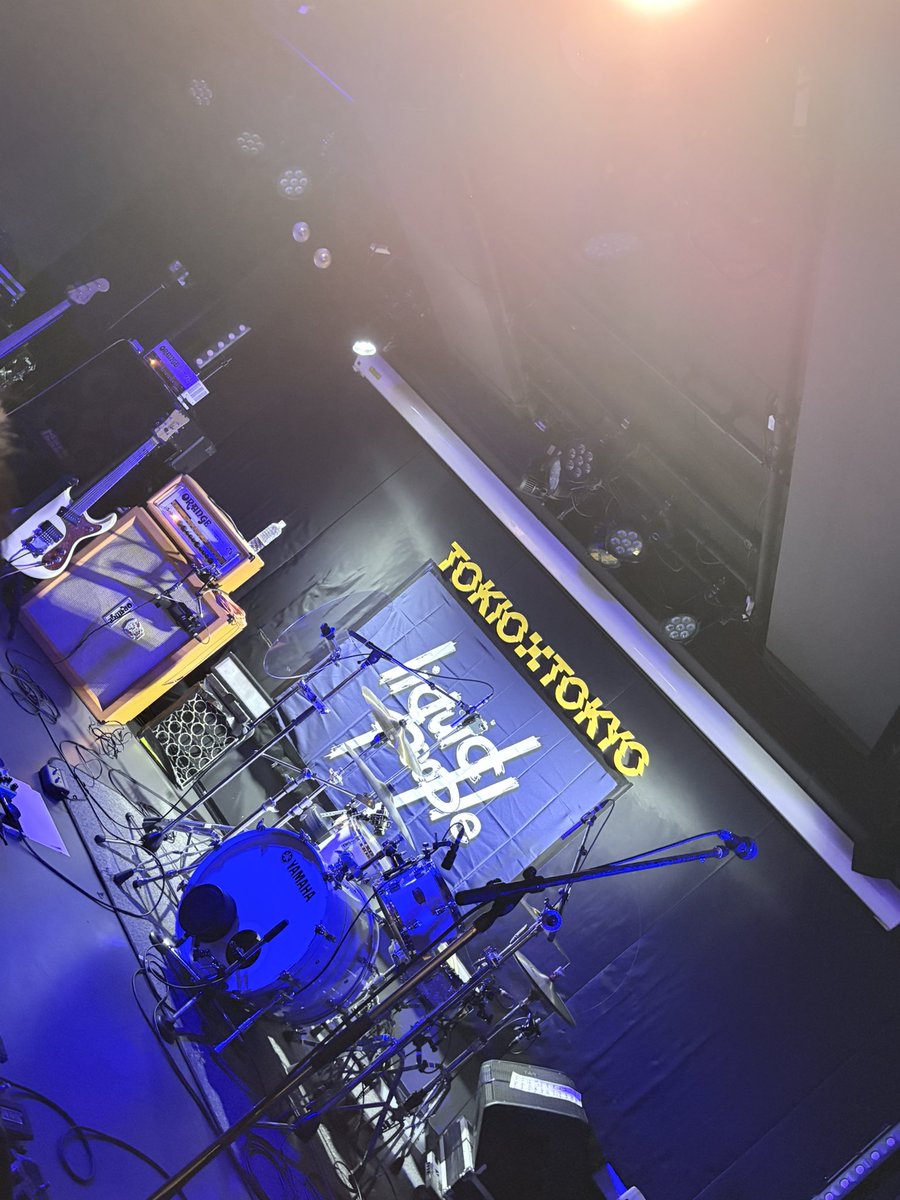t_hirock's tweet photo. リキピワンマン最高やった🔥MCなしの怒涛の18曲プラスアンコール2曲。会場めちゃくちゃ盛り上がってて楽しかったー!リキピの今が存分に詰めこまれたライブ。満足感がハンパなくて幸せ。改めてリキピに出会えてて良かった😊
#liquidpeople https://t.co/Gqt38m0IqR