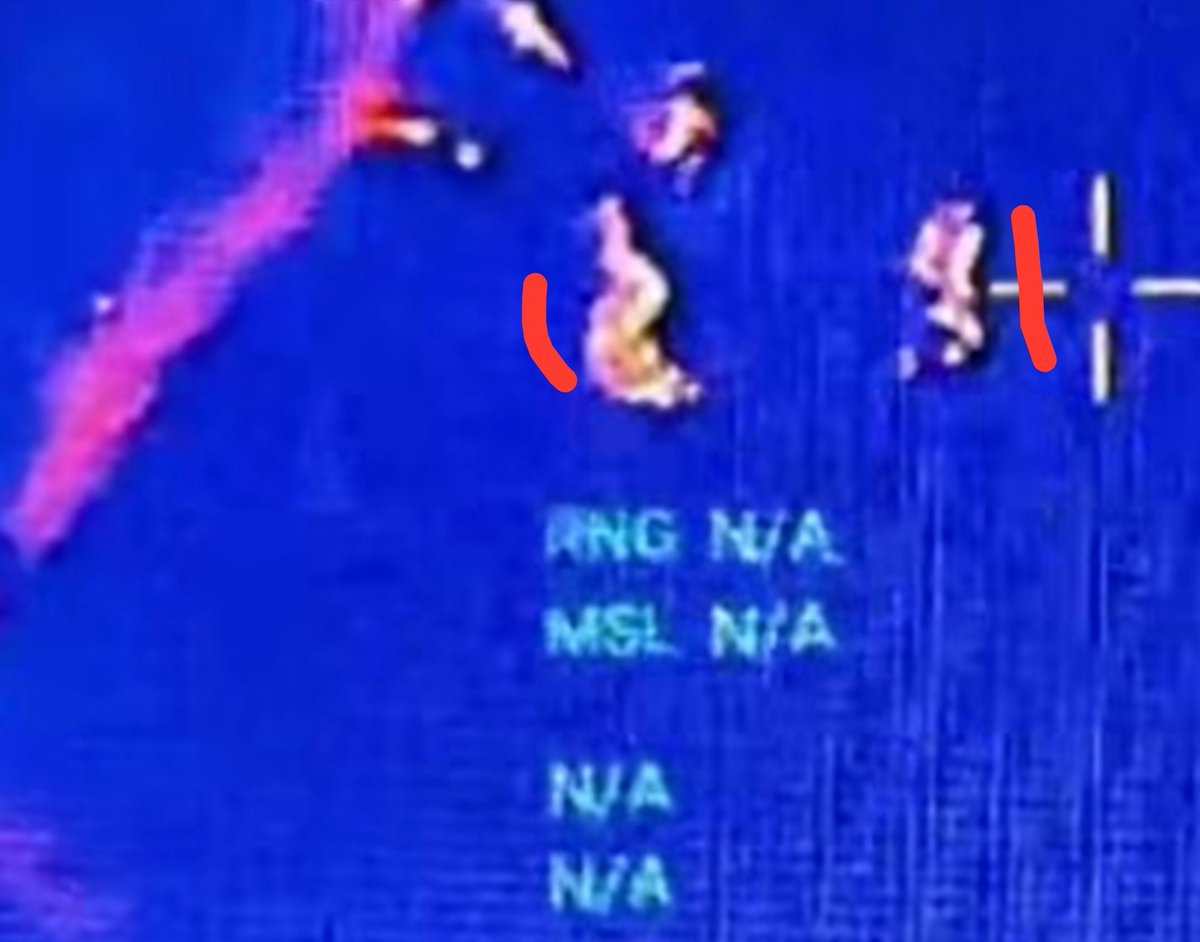 MellisaOps's tweet photo. 1. Terlihat 3 anggota Teroris Anak buah Aibon Kogoya terdeteksi Drone
2. 4 Anggota Teroris berlarian dan terpantau Drone dengan Thermal / IR Imagery 
3. 5 Man Team dari Koops Habema dengan Stance ready langsung " engage " Menembak 4 anggota Teroris 
4. 2 Anggota Teroris Tepar 😹 https://t.co/dnF73pPsth
