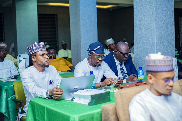 sahelconsulting's tweet photo. 📈 Fresh milk supplied rose from 256,310 litres in 2021 to 4.3 million+ litres.
💰 ₦1.7+ billion worth of milk was procured.
🤝 843 Self-Help Groups supported to form 69 cooperatives. https://t.co/FtksELqMGU