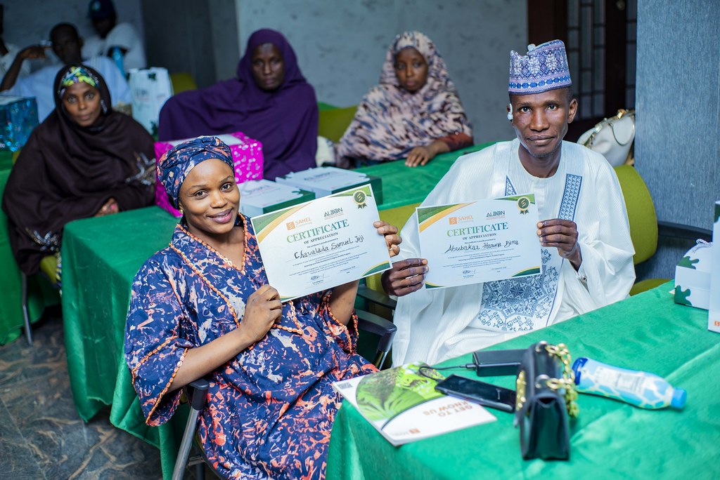 sahelconsulting's tweet photo. 📈 Fresh milk supplied rose from 256,310 litres in 2021 to 4.3 million+ litres.
💰 ₦1.7+ billion worth of milk was procured.
🤝 843 Self-Help Groups supported to form 69 cooperatives. https://t.co/FtksELqMGU
