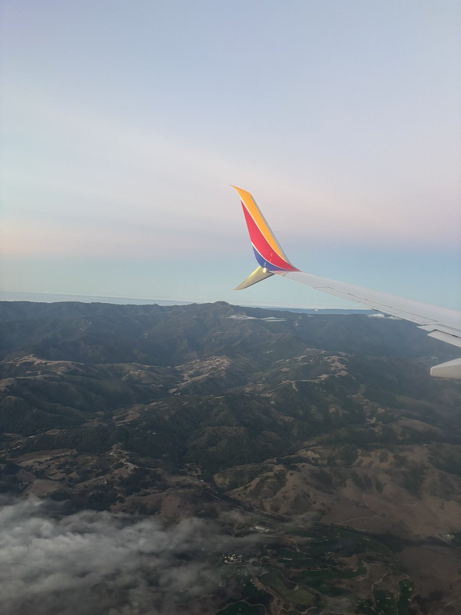 friendoomfs's tweet photo. i love my country california https://t.co/DNxUiZl5q4