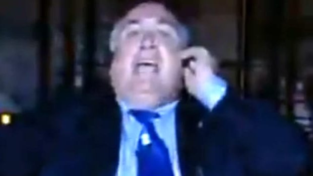 gianni19766's tweet photo. ENOUGH W THE SCAMS OF THE MASONIC MAFIOSO CAMORRIST &amp; DONKEY #UMBERTOCHIARIELLO (#GARLASCO). HE ASKS FOR MONEY FOR HIS ALWAYS WRONG PREDICTIONS. HE SAID THAT W #GARCIA &amp; #ALLEGRI, #NAPOLI WD WIN SCUDETTO &amp; NAPOLI WAS &amp; IS CRASHING (HE'S A SCAMMER LIKE SILVIO &amp; #MARINABERLUSCONI)! https://t.co/yUNrw0M17i