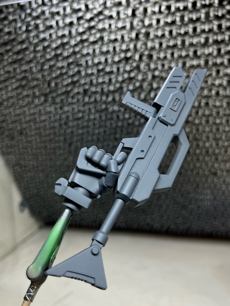 niconicorea's tweet photo. ガイアノーツ グラントリードッグ
塗装前にまずは、サフ入れ開始。
プライマーを加えたサフでチェックしながら表面処理繰り返して終了です。

#ボトムズ https://t.co/P0DXdtNA9C