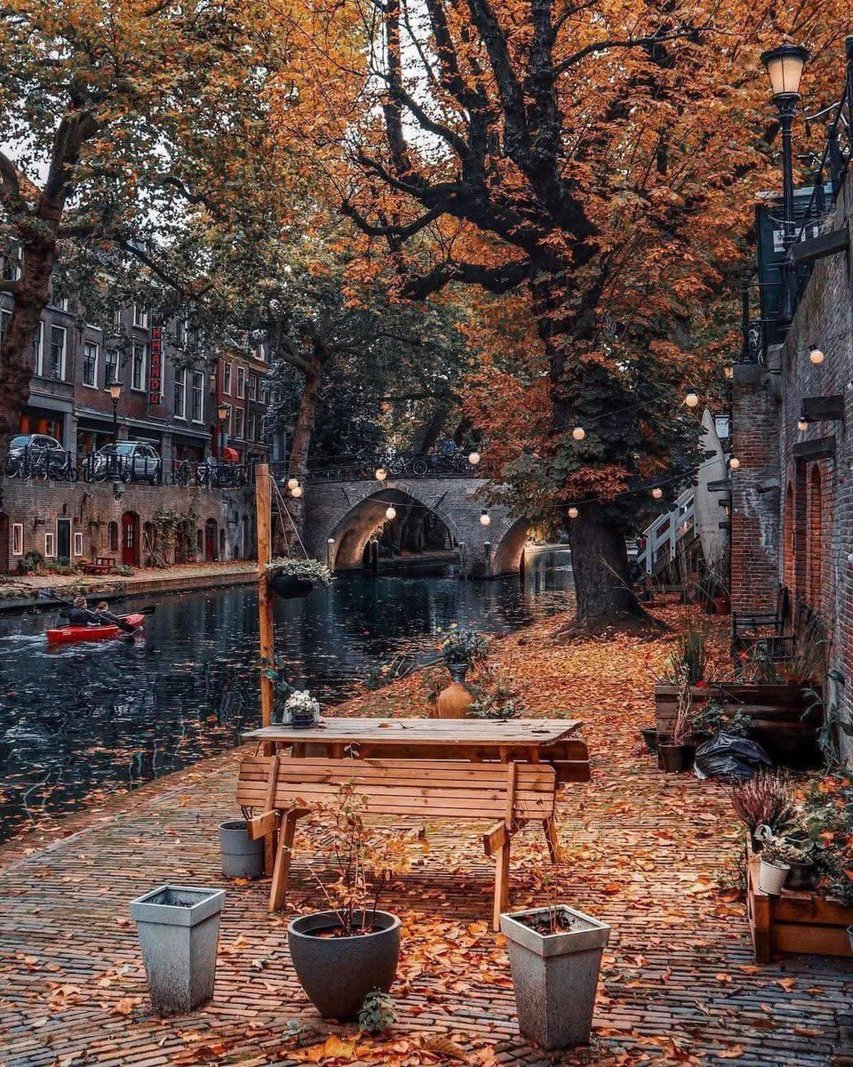 world_tourists_'s tweet photo. Utrecht, Netherlands 🇳🇱 https://t.co/LM0SVsFrB8