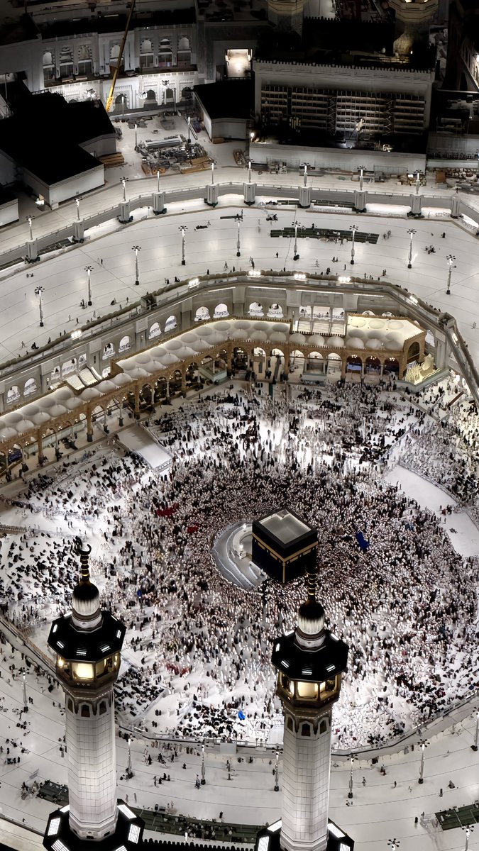 _ARji1's tweet photo. ﴿وَإِذْ قَالَ إِبْرَاهِيمُ رَبِّ اجْعَلْ هَذَا الْبَلَدَ آمِنًا﴾

اللهم احفظ مملكتنا وأدم عليها أمنها وأمانها، واحفظ الحرمين الشريفين ووفّق كل من يقوم على خدمتهما وخدمة ضيوف الرحمن. https://t.co/1omF8wjAnJ