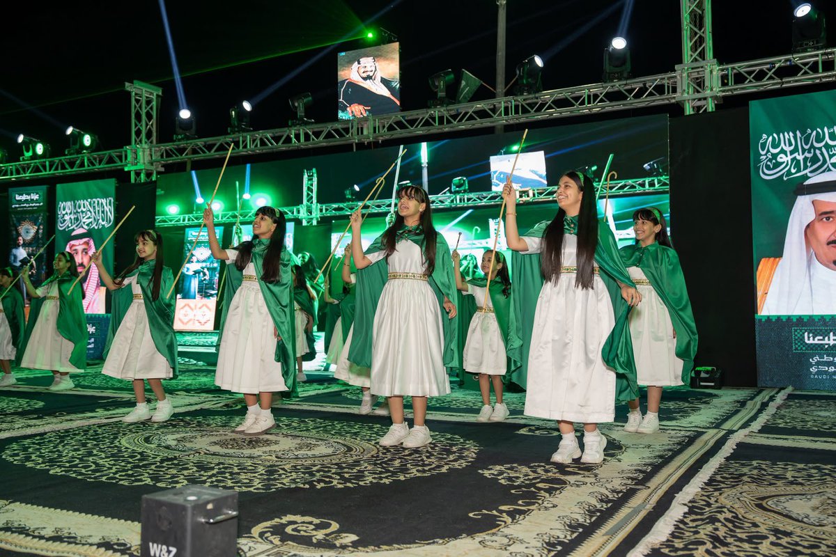 makkahregion's tweet photo. 📸..
احتفالات أهالي محافظة #ميسان بمناسبة #اليوم_الوطني_السعودي https://t.co/zBcLV7i2mk