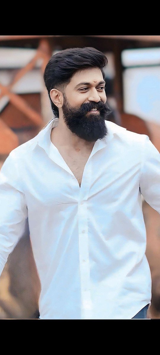 RckingStarYash's tweet photo. @Its_CineHub https://t.co/M9HylKCdRb