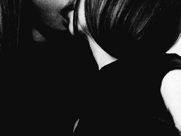 aeielii's tweet photo. Love is best expressed when words are not needed https://t.co/FSwkvyPjp9