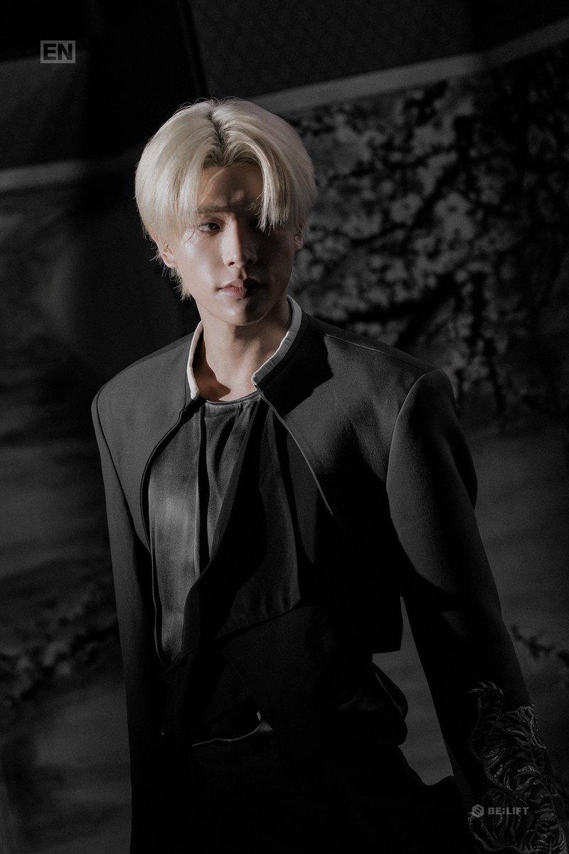 Japesim's tweet photo. Someone said, “A holy visual.” ✚ https://t.co/TWx0ZaoJQh
