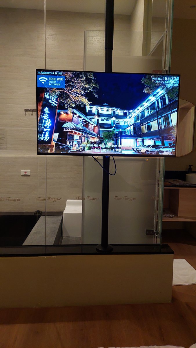 conanmas1207's tweet photo. 今天中秋節，來山裡過中秋
不錯不錯，這氣氛真棒 https://t.co/PMoh8Q1khu