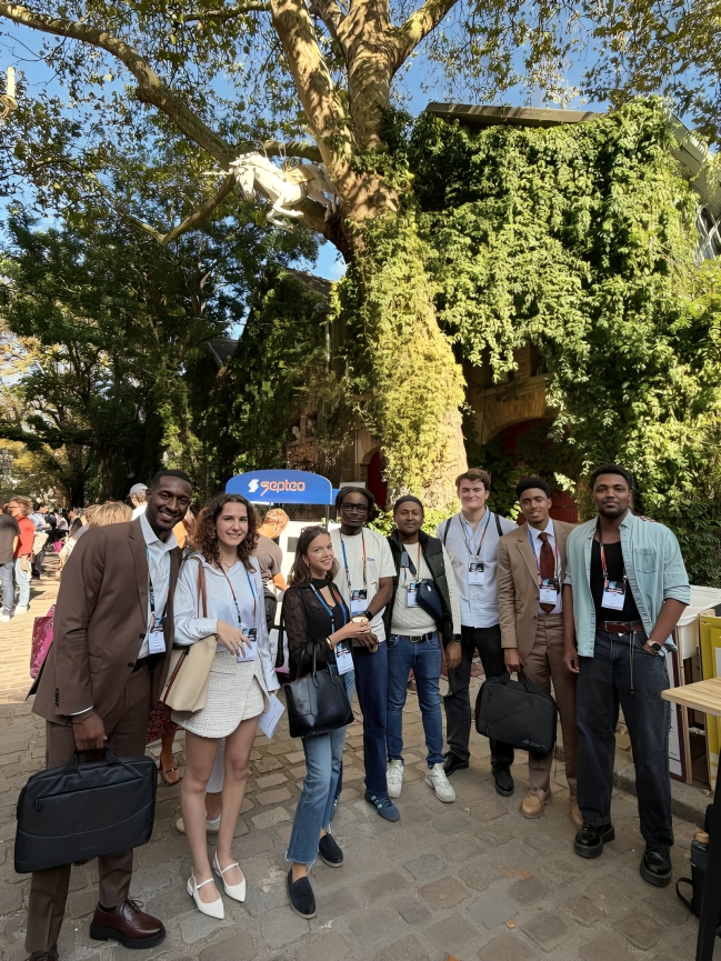 SKEMA_BS's tweet photo. [ACTUALITÉ 🚀] SKEMA était récemment présente au FDDay 2026, une journée qui connecte les entrepreneurs à l’écosystème tech. L'événement a vu la présence de plus de 4300 founders, investisseurs et acteurs de l'innovation. Détails: https://t.co/aqTgFVUXwy #WeAreSKEMA https://t.co/8xvM2s5Uz5