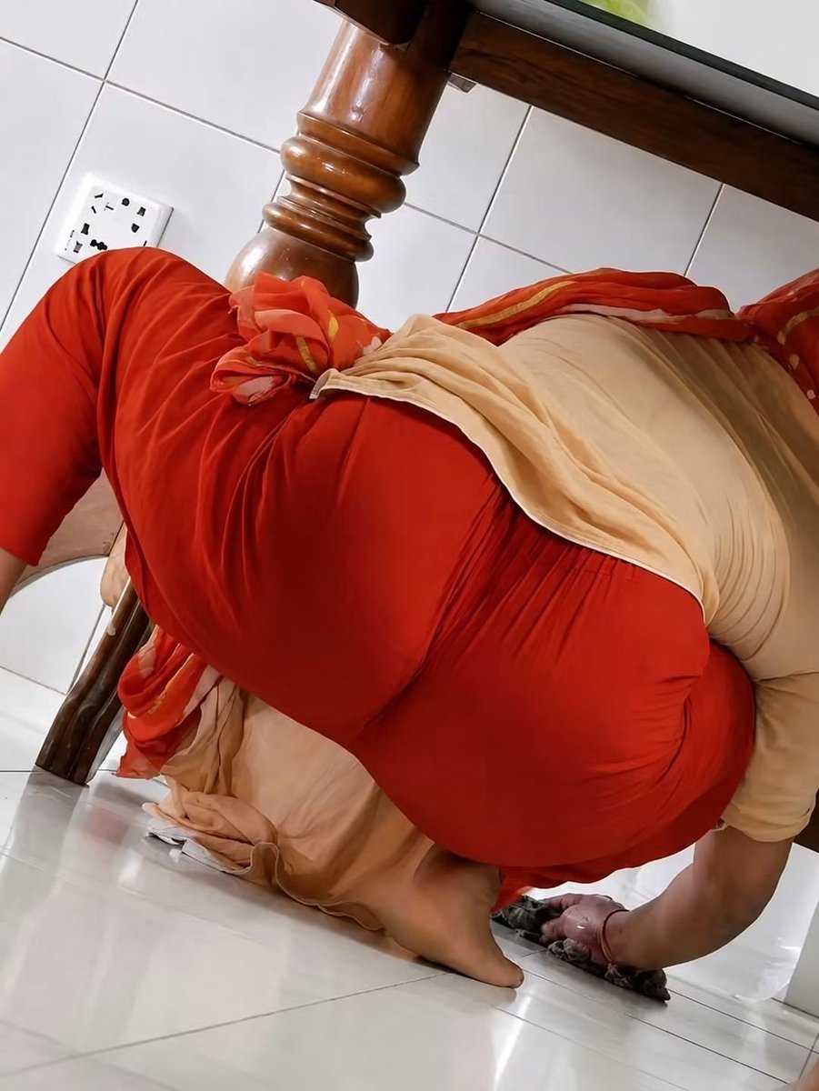 jhumabaudi0's tweet photo. 💦🍑 https://t.co/Dd5FHwliYM