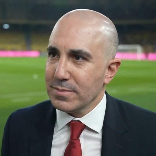 UtdDistrict's tweet photo. Omar Berrada's roles at Man City:

- Head of International Business Development (2011-13)
- Director of Partnership Sales (2013-15)
- Senior VP, Group Commercial Director (2015-16)
- Chief Operating Officer (2016-20)
- Chief Football Operations Officer (2020-24) https://t.co/Ju7d8ZQ3rX